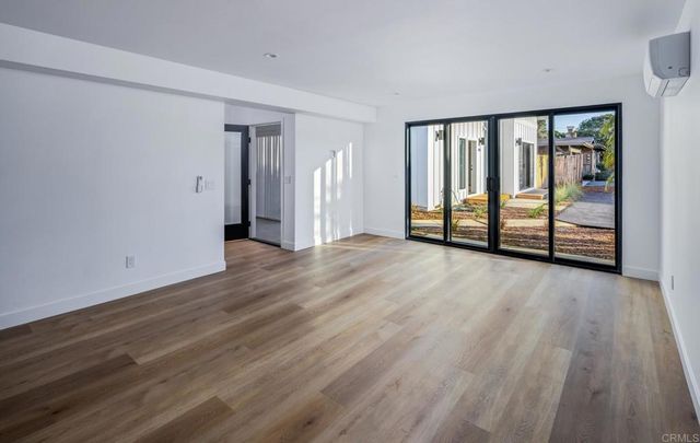 250 258 Hillcrest Drive, Encinitas, CA 92024