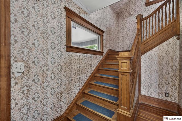 3721 S 25th Street, Omaha, NE 68107