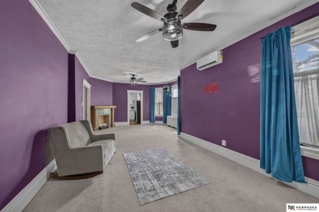 3721 S 25th Street, Omaha, NE 68107