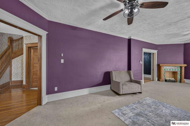 3721 S 25th Street, Omaha, NE 68107