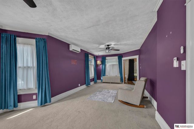 3721 S 25th Street, Omaha, NE 68107