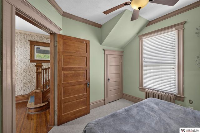 3721 S 25th Street, Omaha, NE 68107