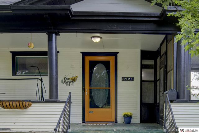 3721 S 25th Street, Omaha, NE 68107