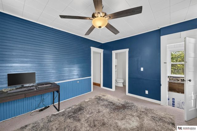 3721 S 25th Street, Omaha, NE 68107