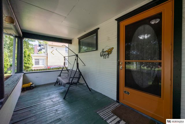 3721 S 25th Street, Omaha, NE 68107