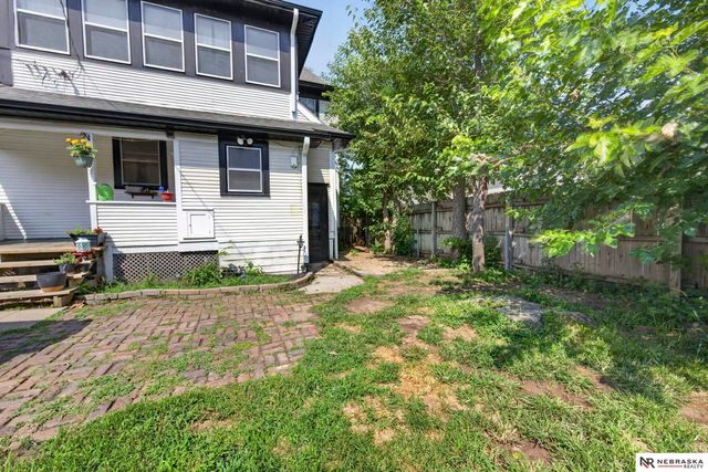 3721 S 25th Street, Omaha, NE 68107
