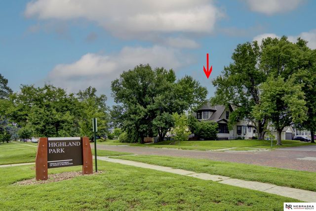 3721 S 25th Street, Omaha, NE 68107