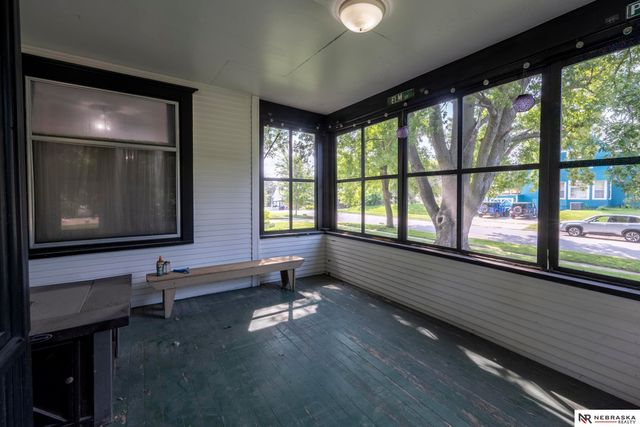 3721 S 25th Street, Omaha, NE 68107