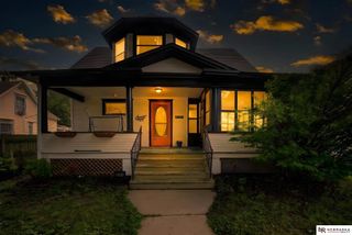 3721 S 25th Street, Omaha, NE 68107