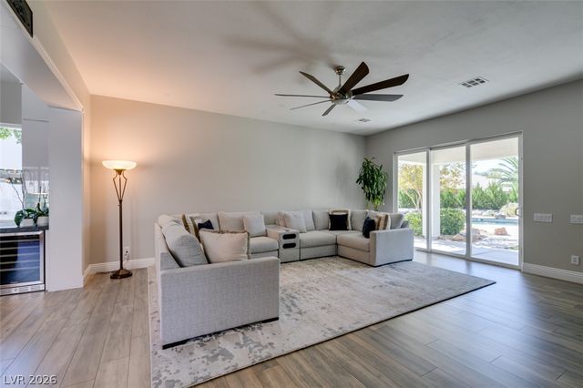 6907 Kelp Ledge Court, Las Vegas, NV 89131
