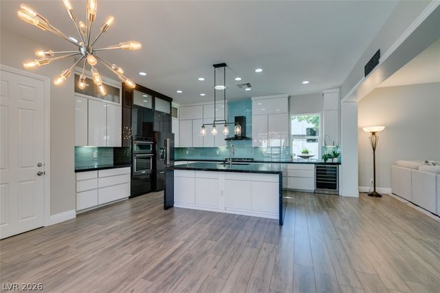 6907 Kelp Ledge Court, Las Vegas, NV 89131