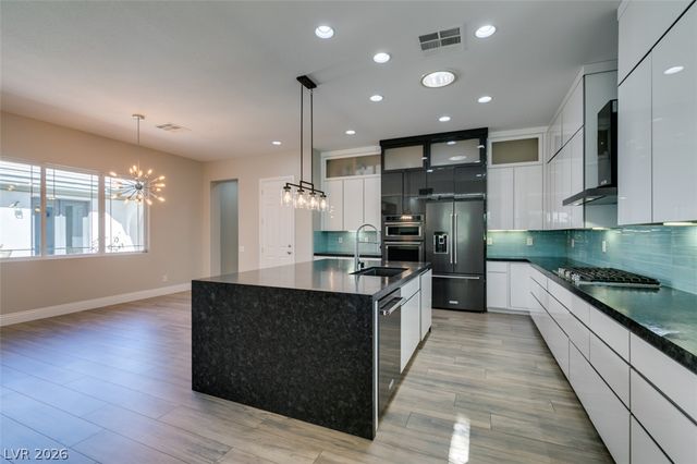 6907 Kelp Ledge Court, Las Vegas, NV 89131