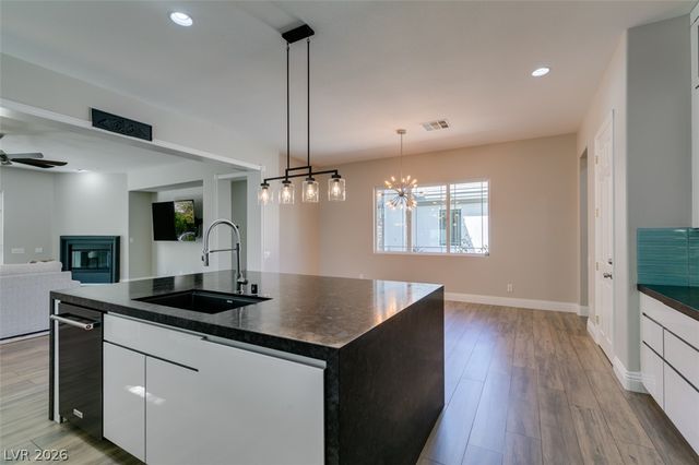 6907 Kelp Ledge Court, Las Vegas, NV 89131