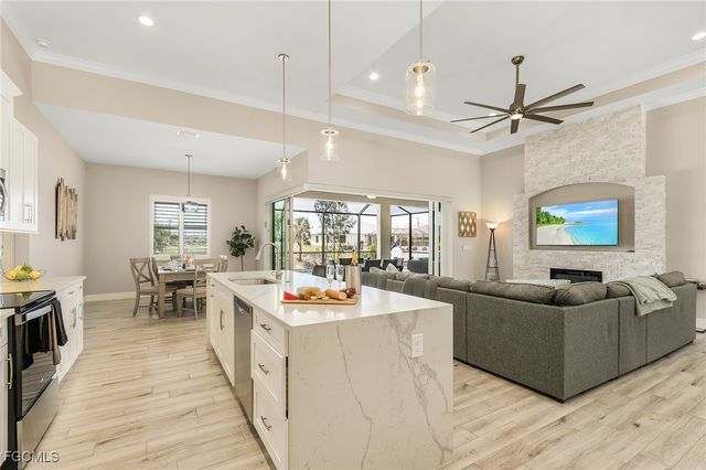 1704 SW 17th AVE, Cape Coral, FL 33991