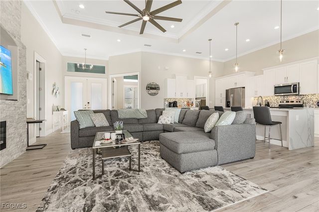 1704 SW 17th AVE, Cape Coral, FL 33991