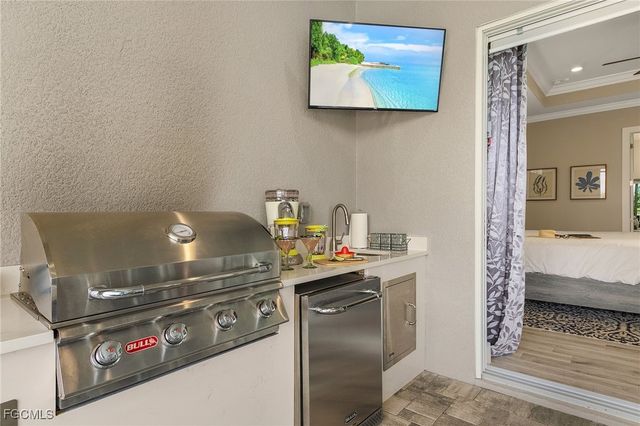 1704 SW 17th AVE, Cape Coral, FL 33991