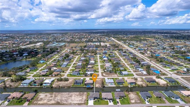 1704 SW 17th AVE, Cape Coral, FL 33991