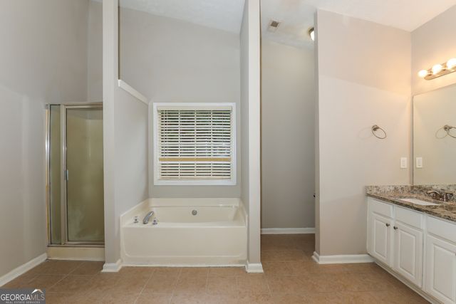 1055 Maple Leaf Drive, Mcdonough, GA 30253