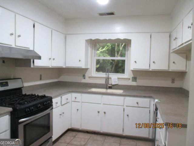 908 Kings Road, Hinesville, GA 31313