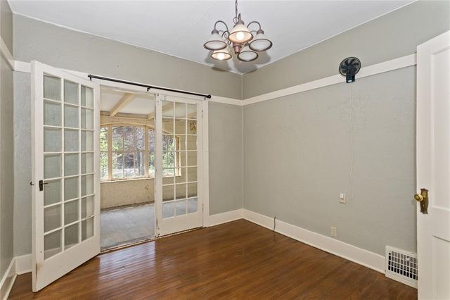 5420 Ingersoll Avenue, Des Moines, IA 50312