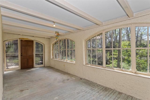 5420 Ingersoll Avenue, Des Moines, IA 50312