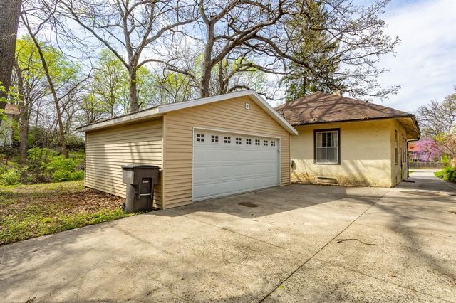 5420 Ingersoll Avenue, Des Moines, IA 50312