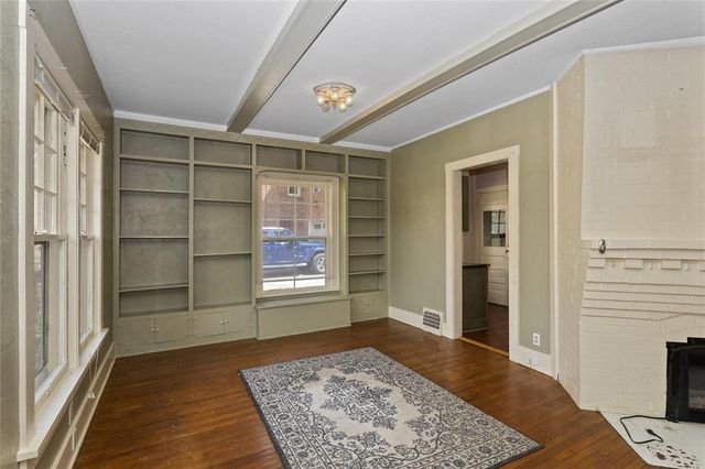 5420 Ingersoll Avenue, Des Moines, IA 50312