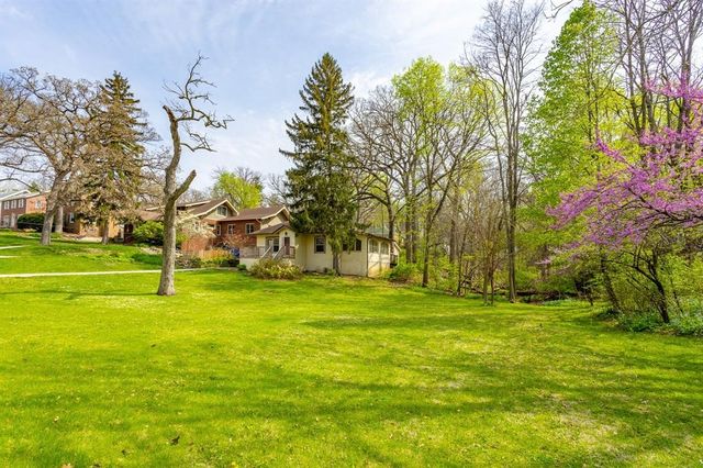 5420 Ingersoll Avenue, Des Moines, IA 50312