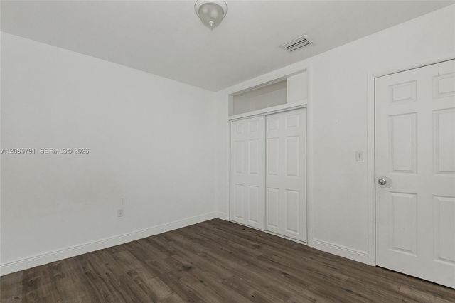 4070 NW 65th Avenue 4076, Virginia Gardens, FL 33166