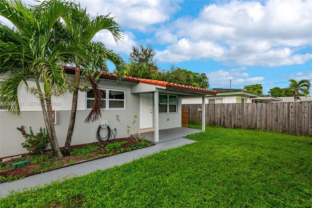 4070 NW 65th Avenue 4076, Virginia Gardens, FL 33166