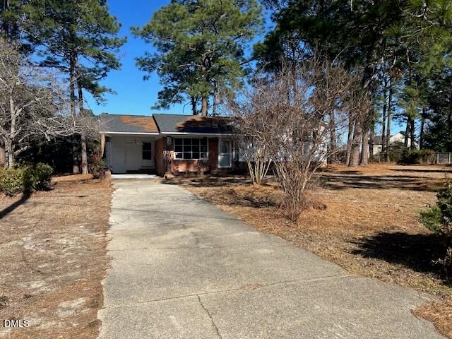 830 Dinmont Circle, Fayetteville, NC 28306