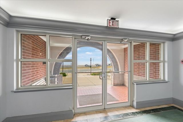 9 Park Ave. 707, Hull, MA 02045