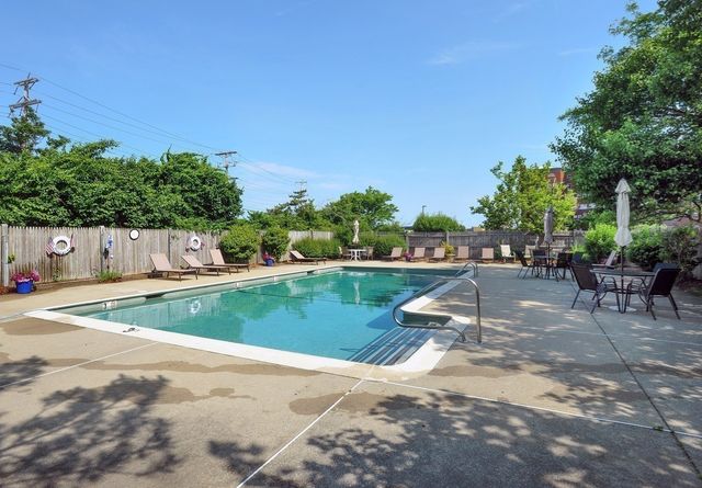 9 Park Ave. 707, Hull, MA 02045