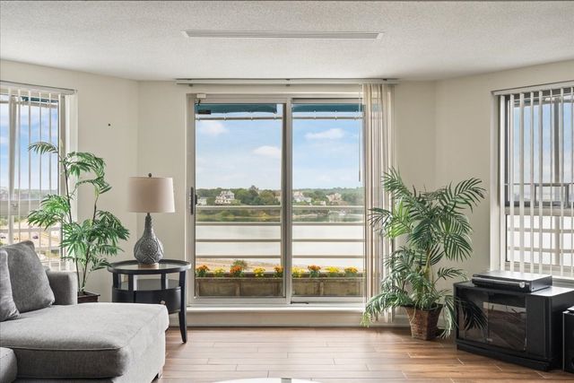 9 Park Ave. 707, Hull, MA 02045