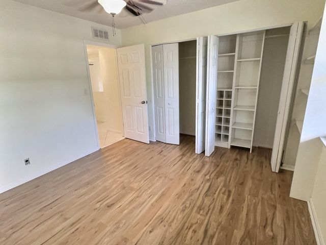 1100 NW 87th Ave 208, Coral Springs, FL 33071