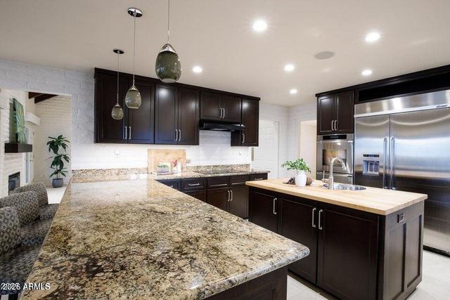 2514 E MONTEBELLO Avenue, Phoenix, AZ 85016