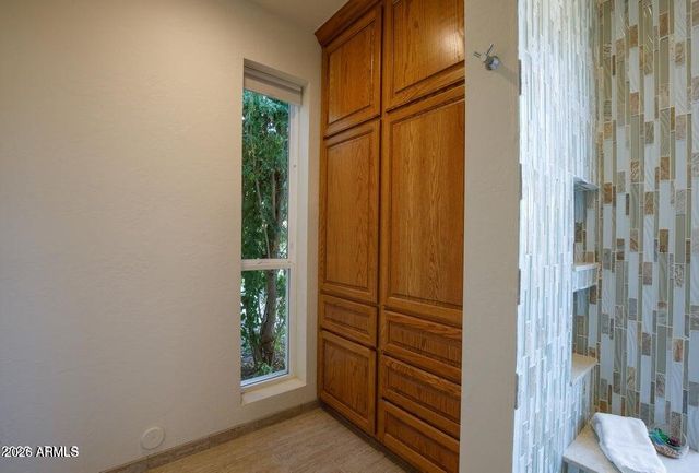 2514 E MONTEBELLO Avenue, Phoenix, AZ 85016