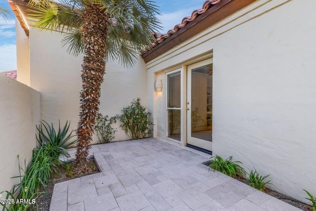 2514 E MONTEBELLO Avenue, Phoenix, AZ 85016