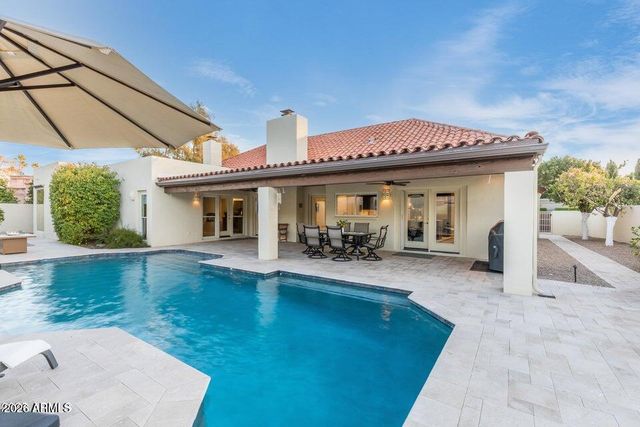 2514 E MONTEBELLO Avenue, Phoenix, AZ 85016