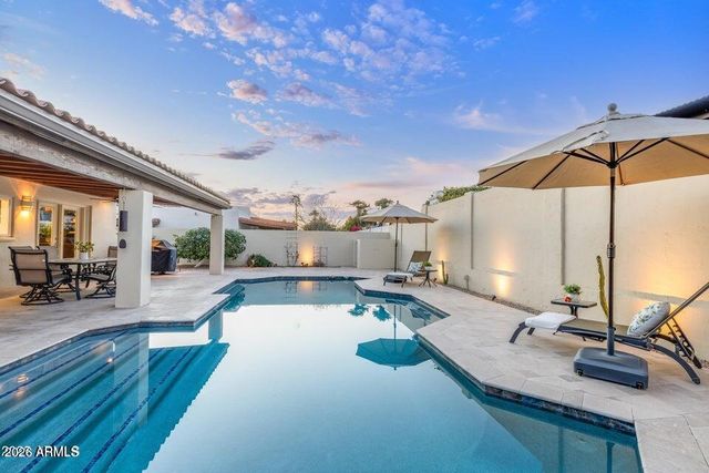 2514 E MONTEBELLO Avenue, Phoenix, AZ 85016