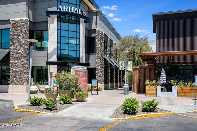 2514 E MONTEBELLO Avenue, Phoenix, AZ 85016