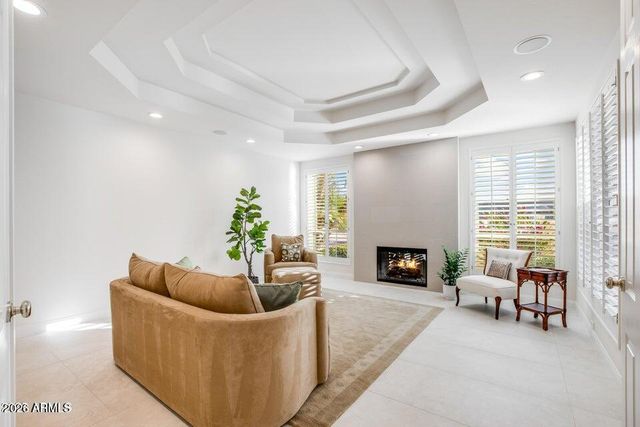 2514 E MONTEBELLO Avenue, Phoenix, AZ 85016