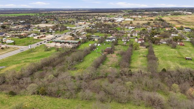 111 E Main Street, Gunter, TX 75058