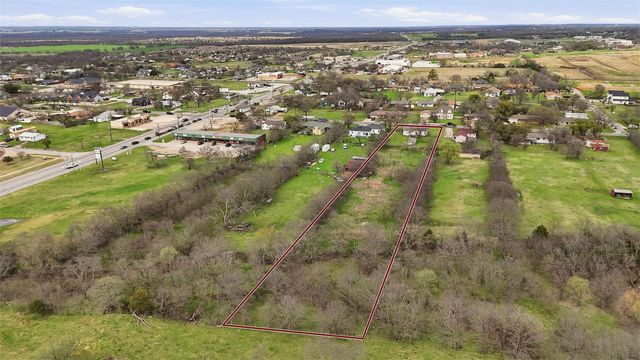 111 E Main Street, Gunter, TX 75058