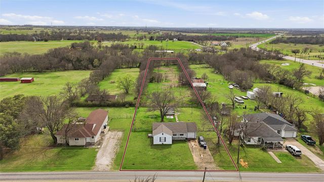 111 E Main Street, Gunter, TX 75058