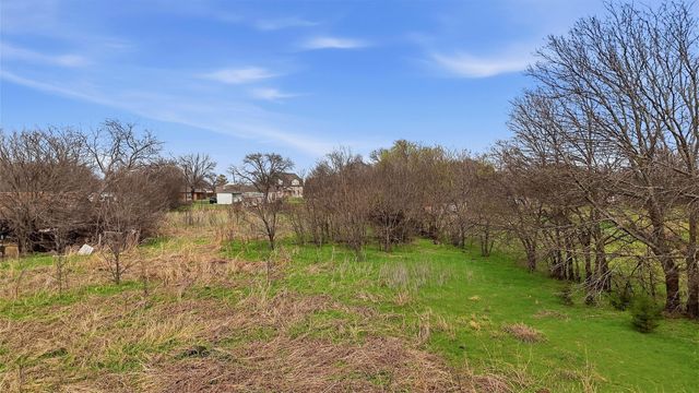 111 E Main Street, Gunter, TX 75058