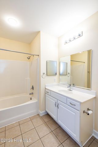 2801 Bloomfield Lane Unit 202, Wilmington, NC 28412