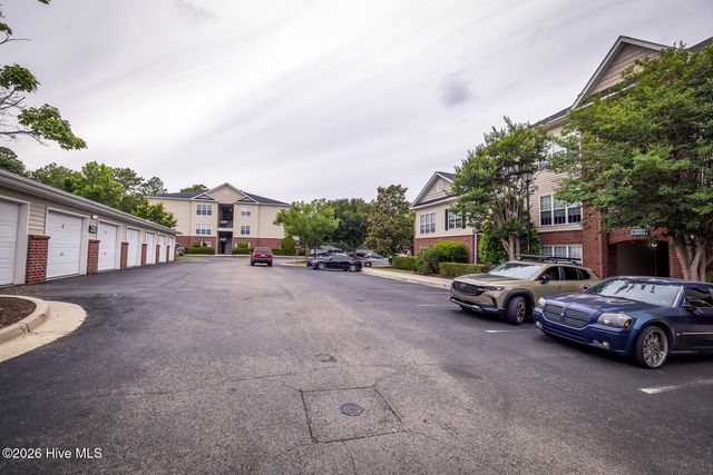 2801 Bloomfield Lane Unit 202, Wilmington, NC 28412
