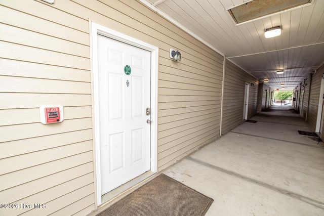 2801 Bloomfield Lane Unit 202, Wilmington, NC 28412