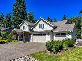 27769 McIntosh Loop NE, Kingston, WA 98346